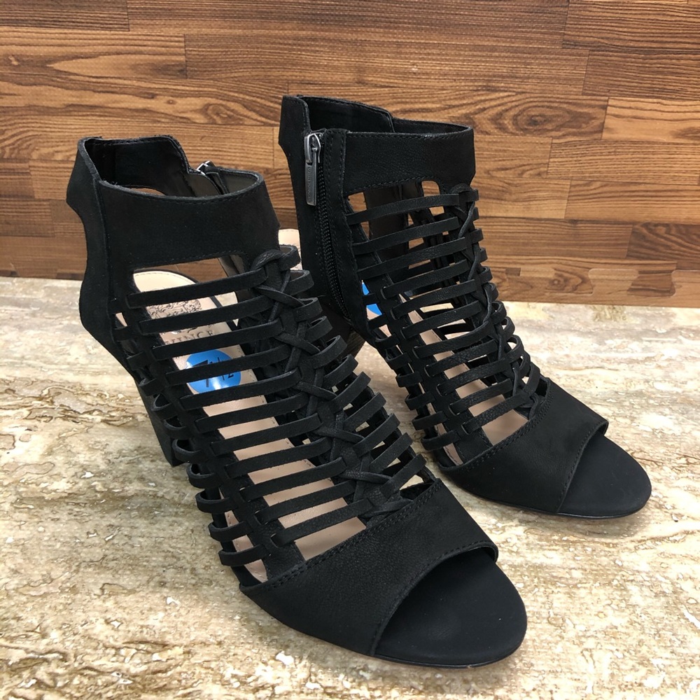 Vince Camuto gladiator Heels Sandler’s Size 7.5